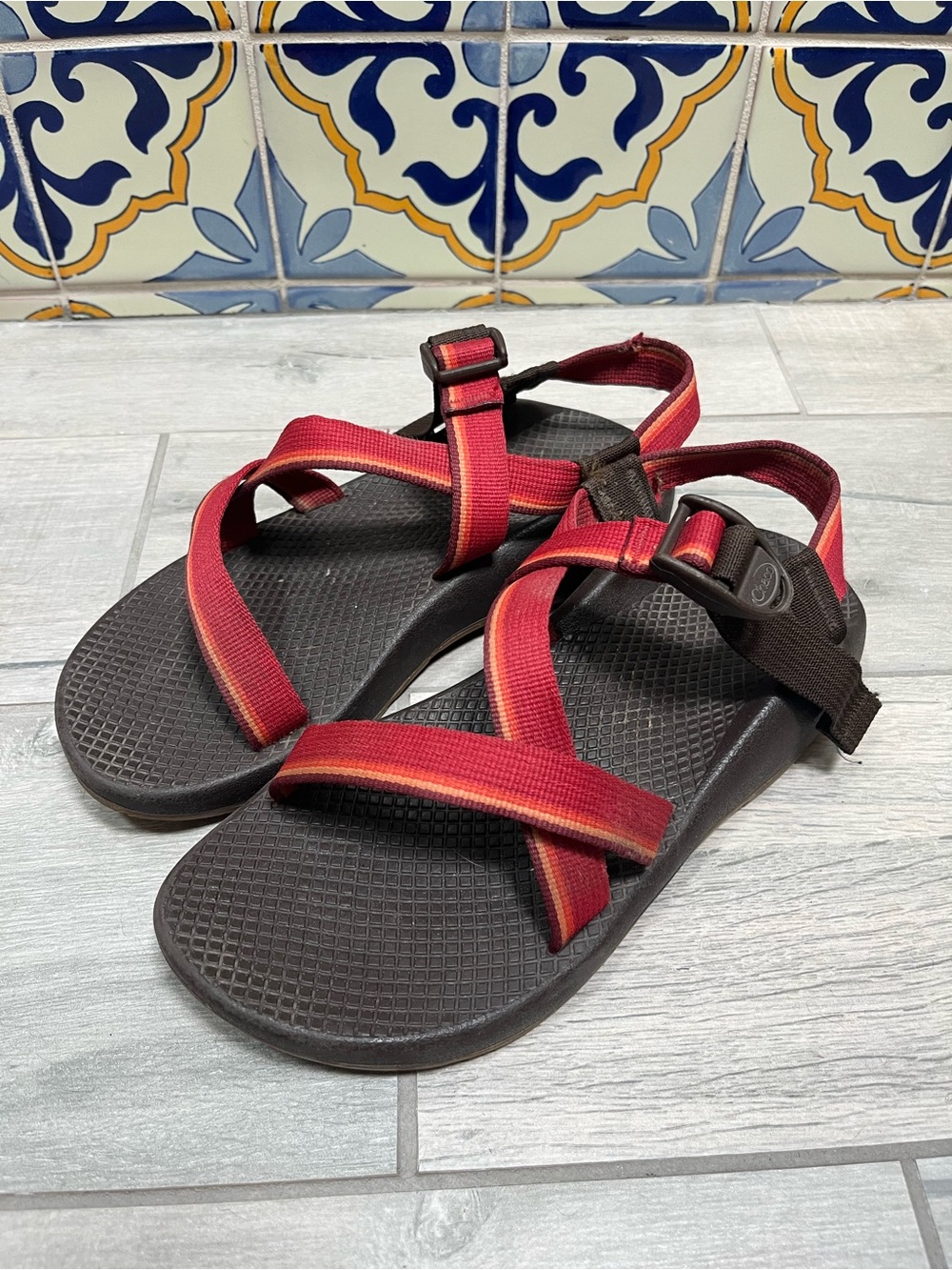 CHACO - Women’s Red Vibram Strappy Outdoor Sandals
